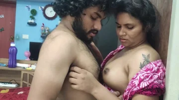 Vaishnavi Sex in Nighty