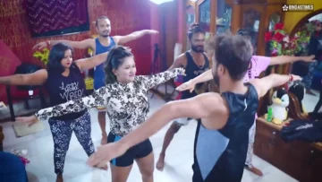 Yoga Class Turns into sex Class