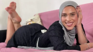Cock-Hungry-Big-Ass-Muslim-Hijabi-Slut-Fucked